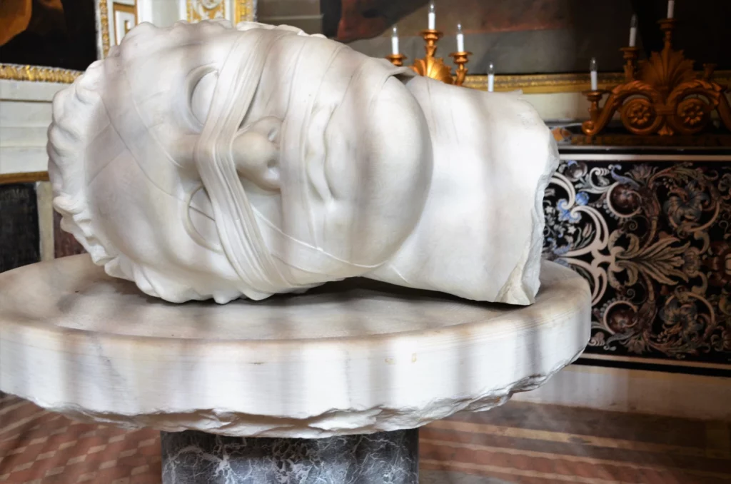 Fotografia rzeźby Igora Mitoraja